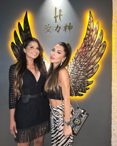 Elga e Thaylise Ferreira